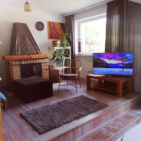 Lägenhet Przytulny Dom Z Ogrodem I Tarasem Koszalin